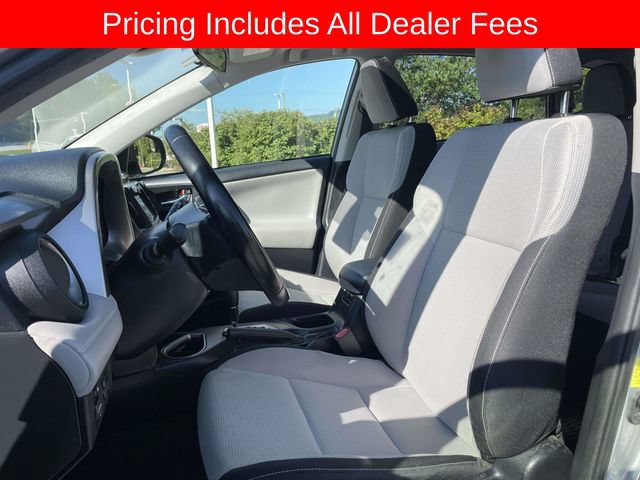 Used 2017 Toyota RAV4 XLE AWD/4WD image 21