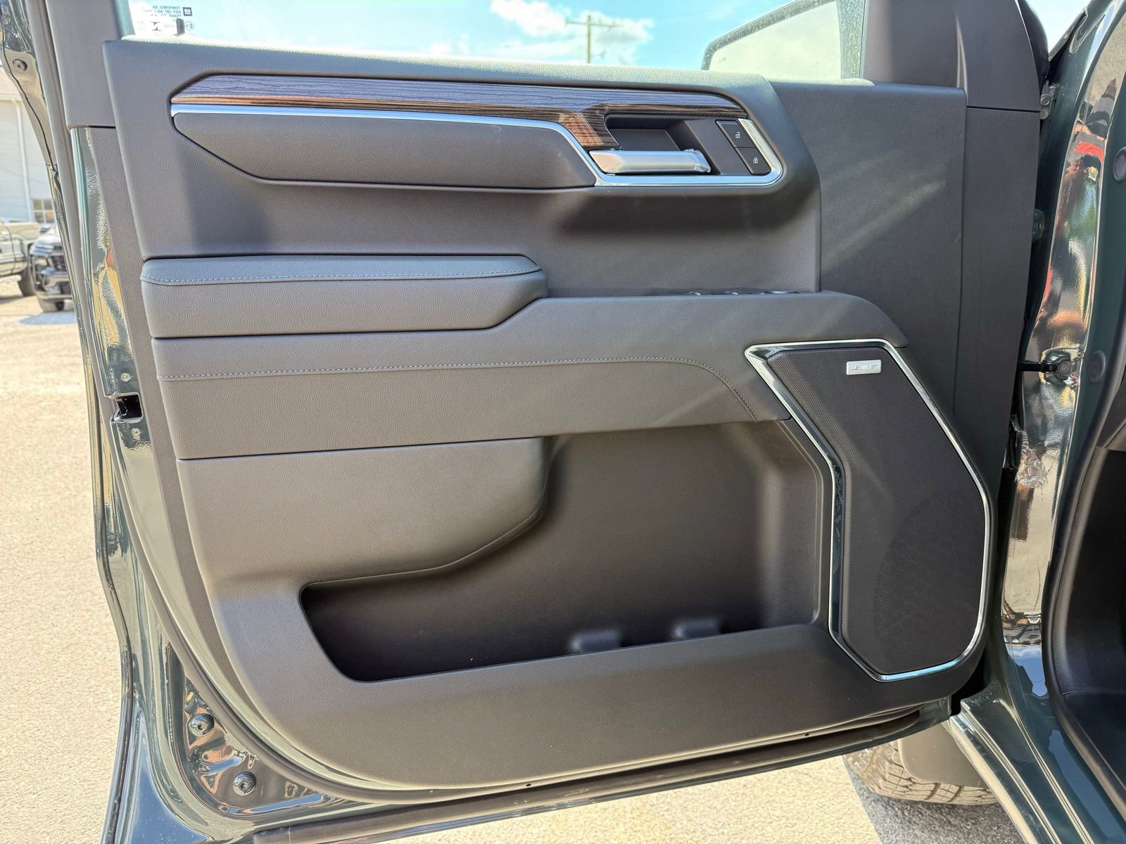 New 2026 Chevrolet Silverado 1500 LT Trail Boss AWD/4WD image 16