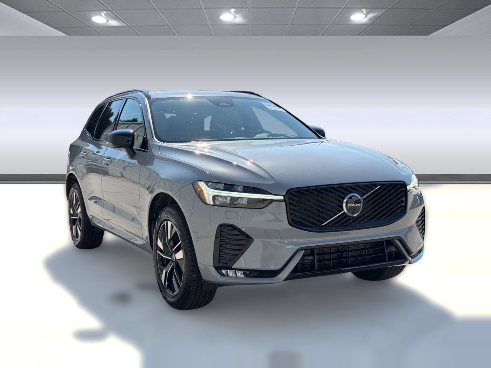 New 2026 Volvo XC60 B5 Plus w/ Climate Package AWD/4WD image 7
