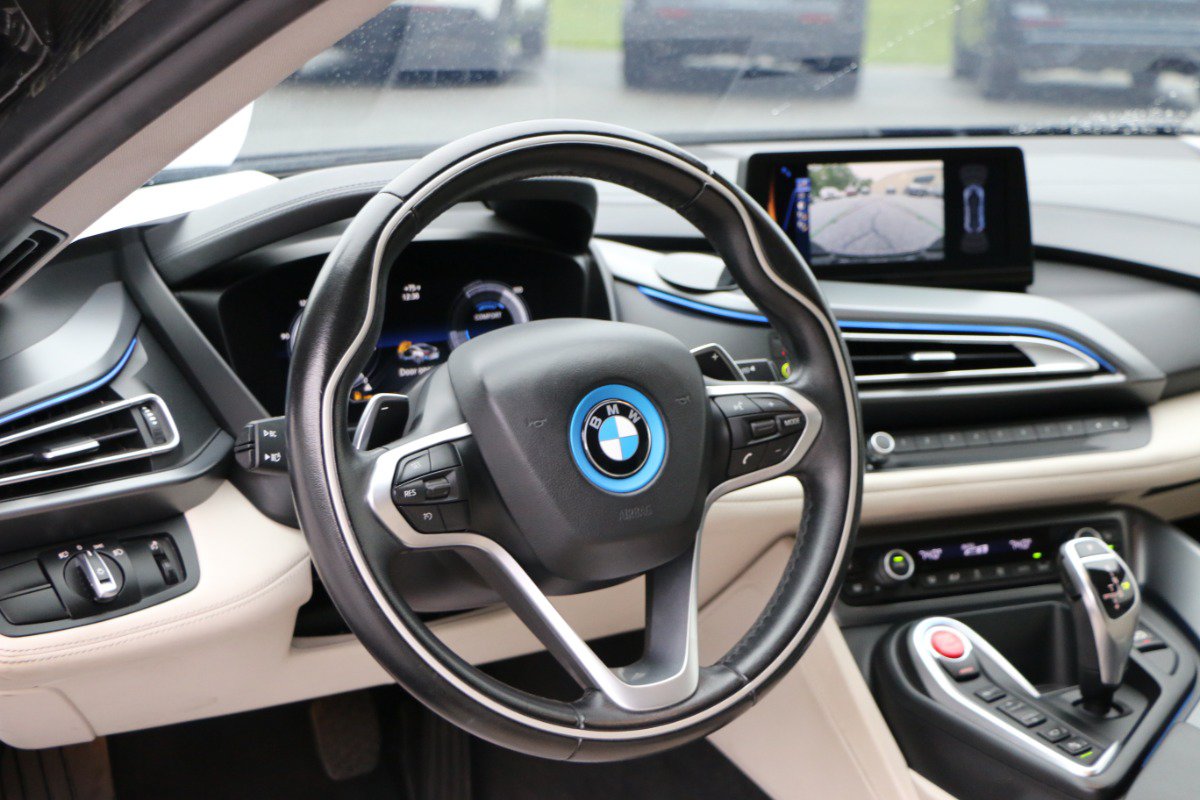 Used 2016 BMW i8 AWD/4WD image 15