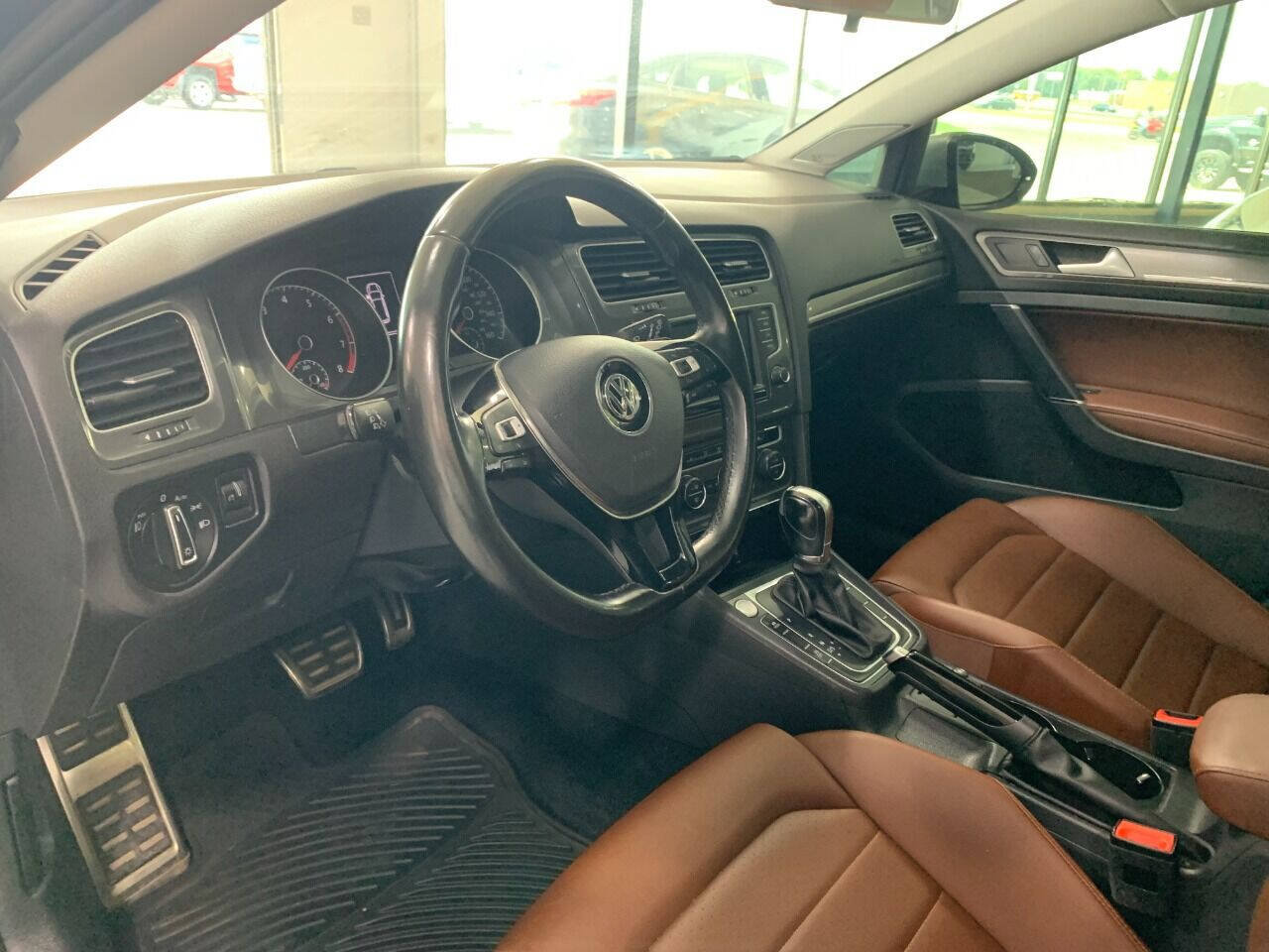 Used 2017 Volkswagen Golf Alltrack S AWD/4WD image 19