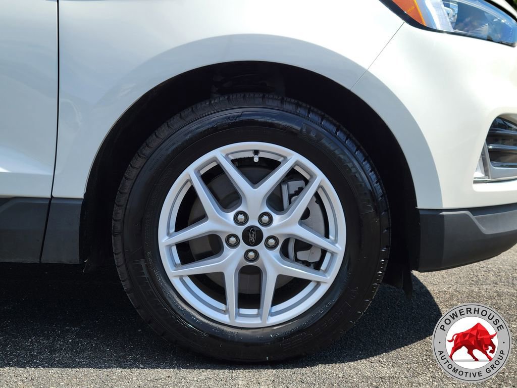 Used 2023 Ford Edge SEL AWD/4WD image 12