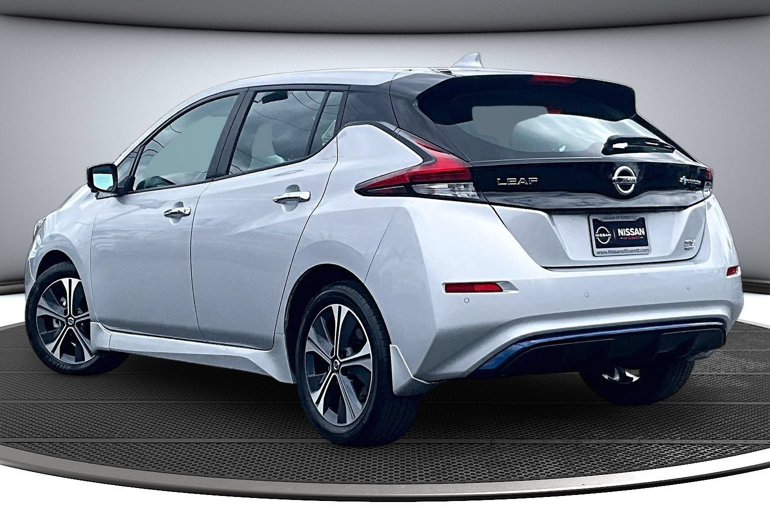 Used 2022 Nissan Leaf SV Plus FWD image 4