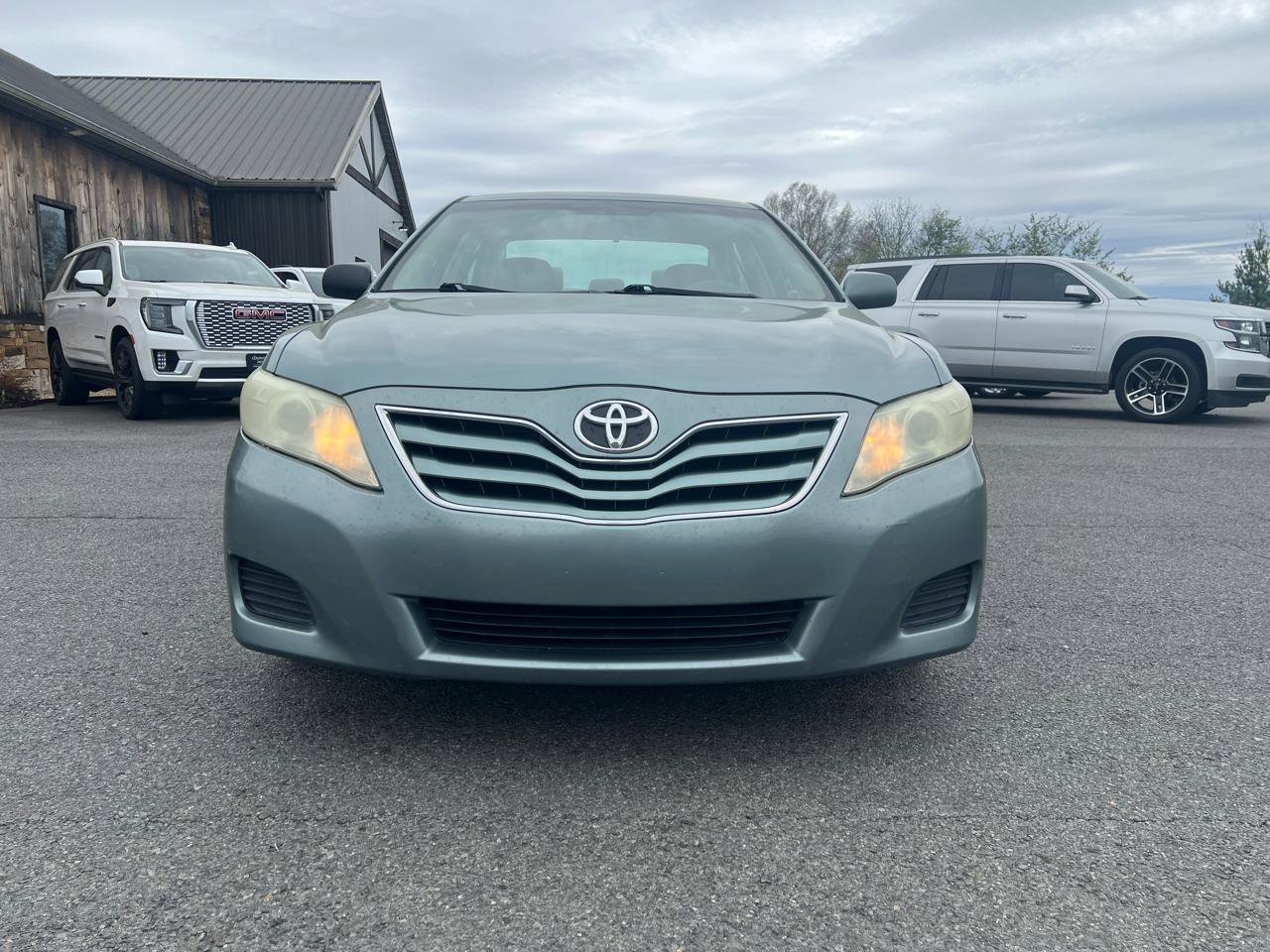 Used 2011 Toyota Camry LE image 8