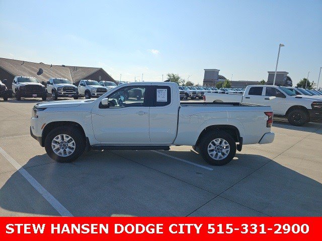 Used 2022 Nissan Frontier SV