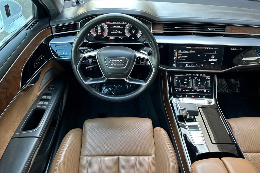 Used 2021 Audi A8 L 4.0T image 14