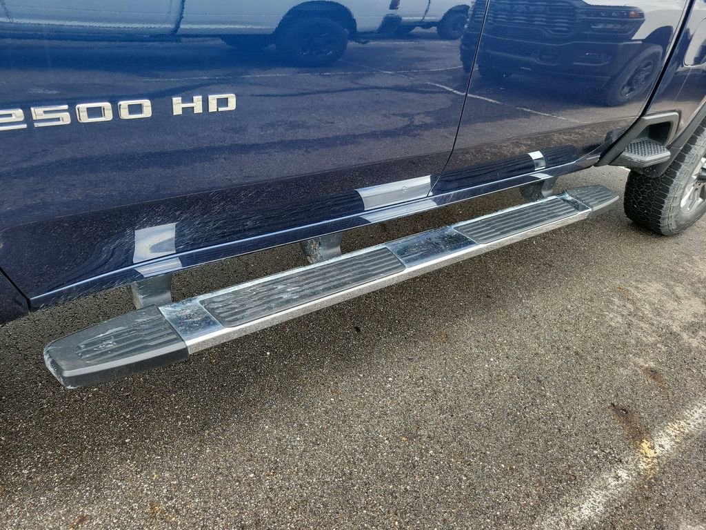 Used 2022 Chevrolet Silverado 2500 LT w/ Convenience Package image 28