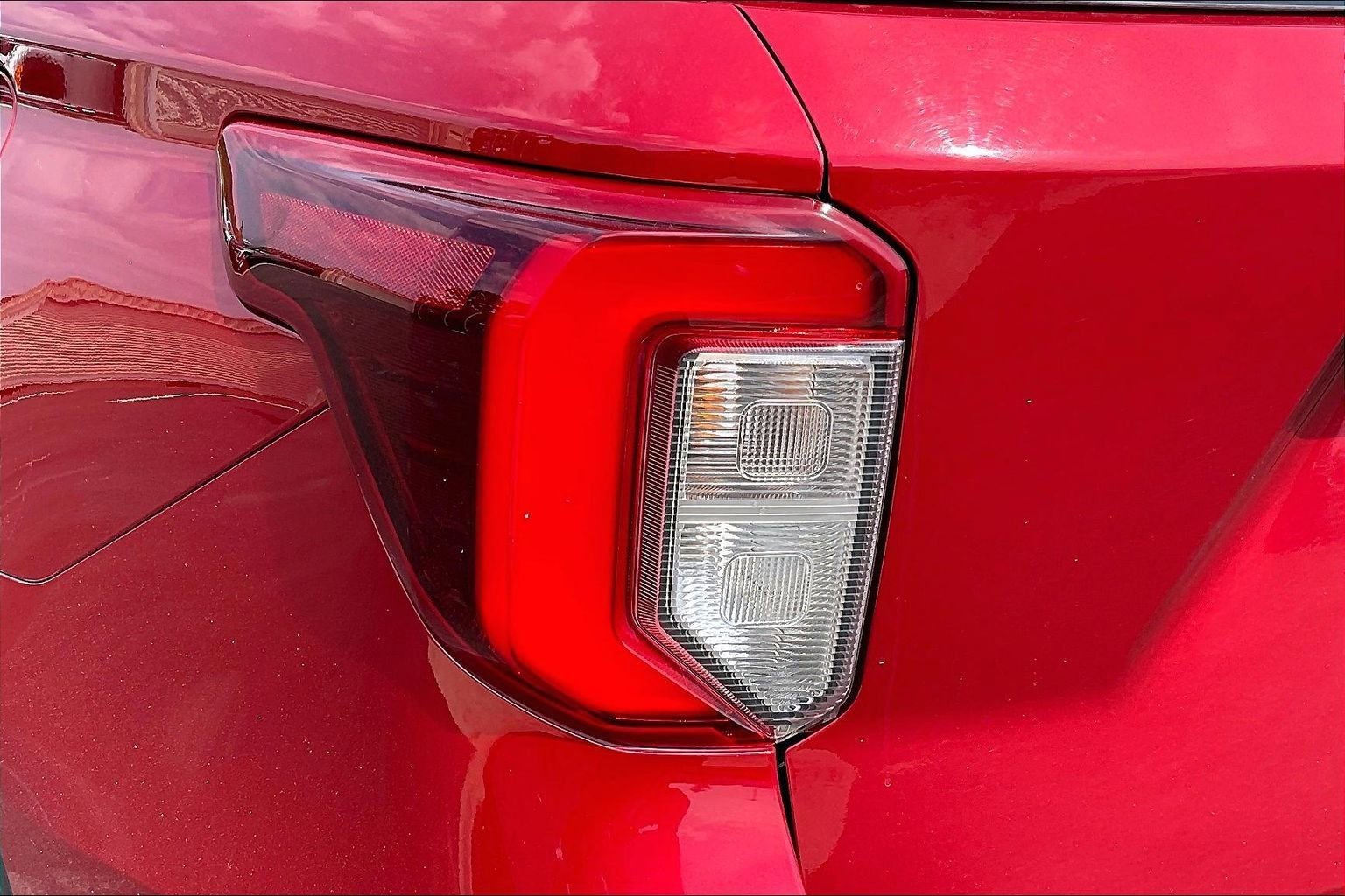 Used 2020 Ford Explorer ST w/ ST Street Pack AWD/4WD image 23