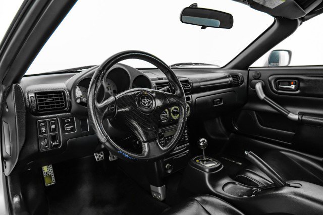 Used 2002 Toyota MR2 AUTOMATIC LEATHER SEATS CRUISE image 12