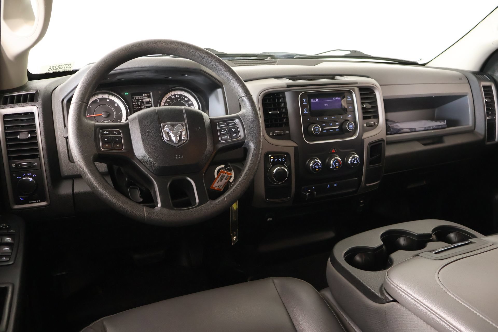 Used 2020 RAM 1500 Tradesman w/ Chrome Appearance Group RWD image 2