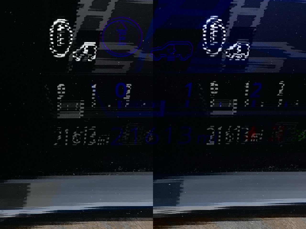 Certified 2024 Cadillac Escalade ESV Sport Platinum w/ LPO, ONYX Package image 4