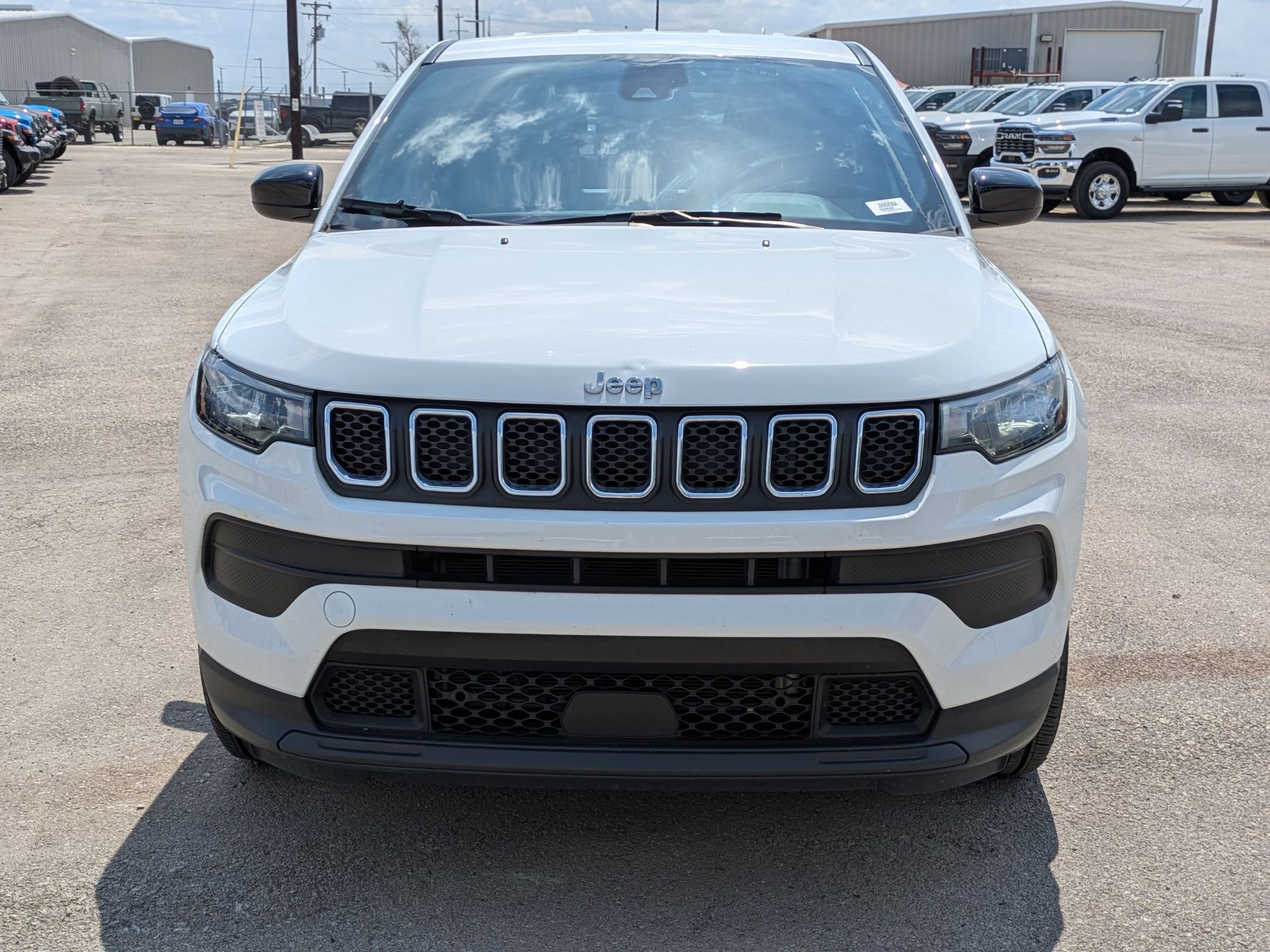 Used 2023 Jeep Compass Sport image 8