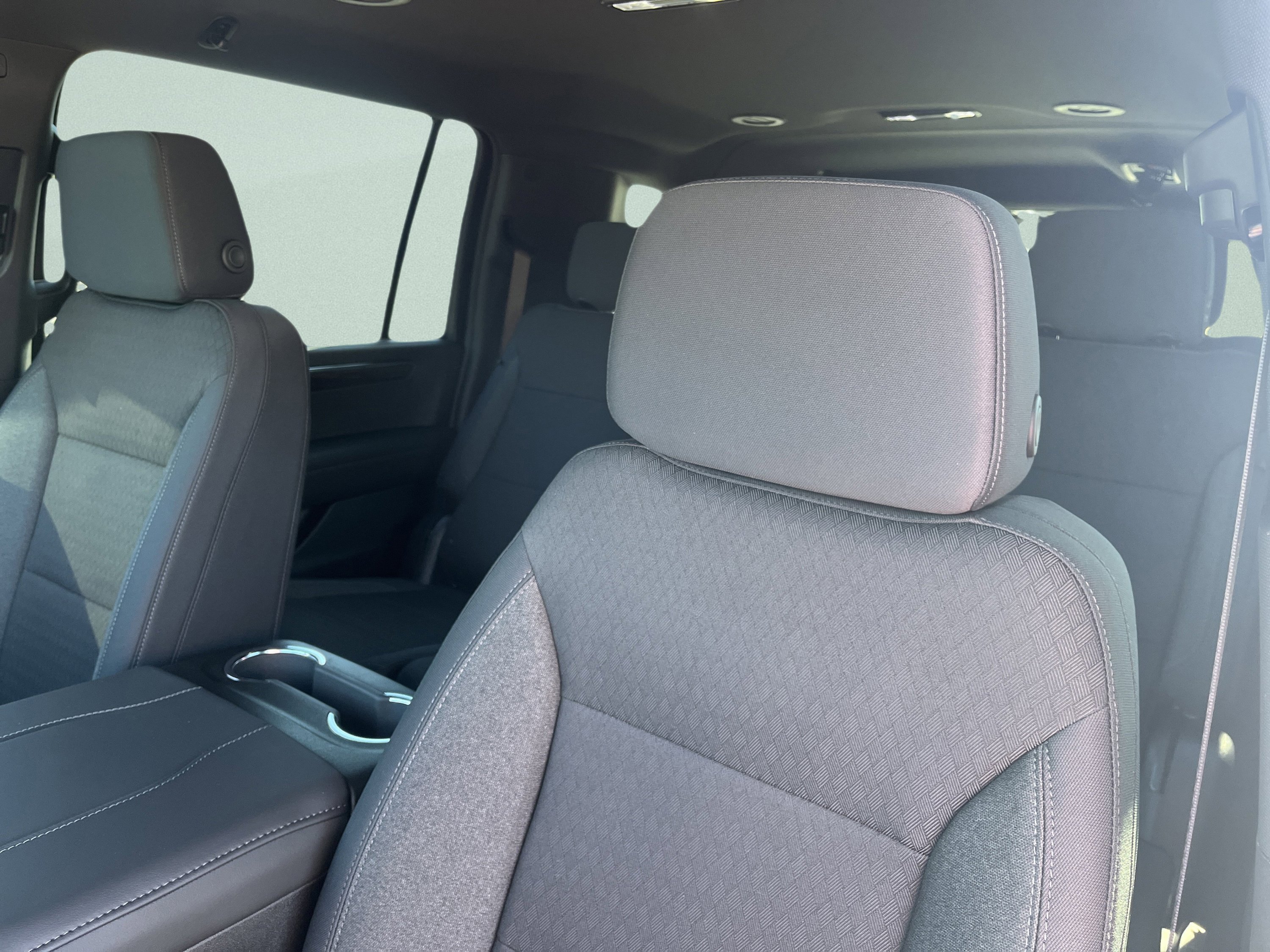 New 2026 Chevrolet Suburban LS image 15