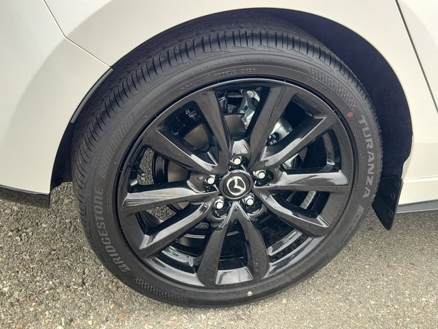 New 2026 MAZDA MAZDA3 Carbon AWD/4WD image 32