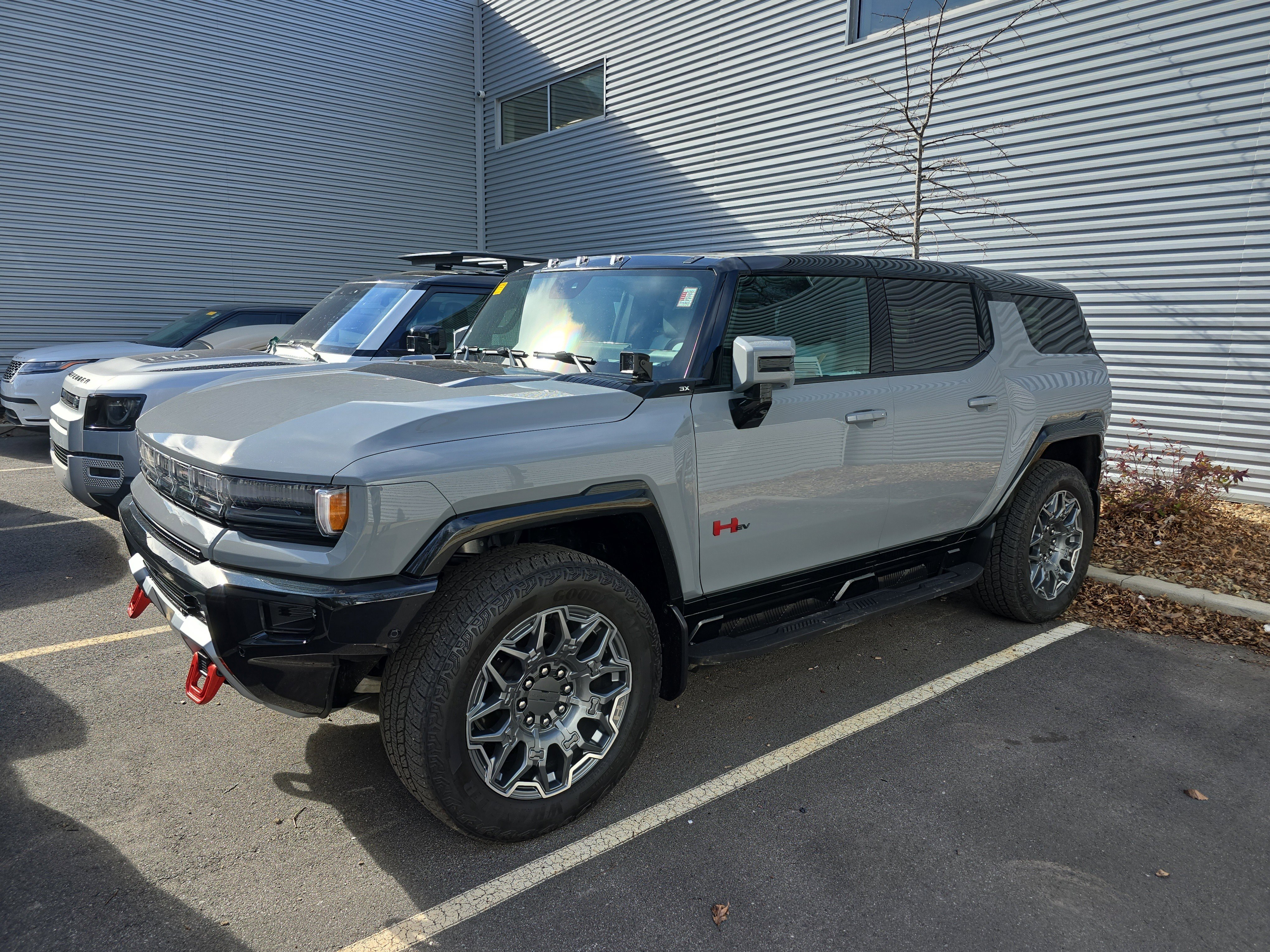 Used 2025 GMC Hummer EV 3X w/ LPO, Sport Package image 1
