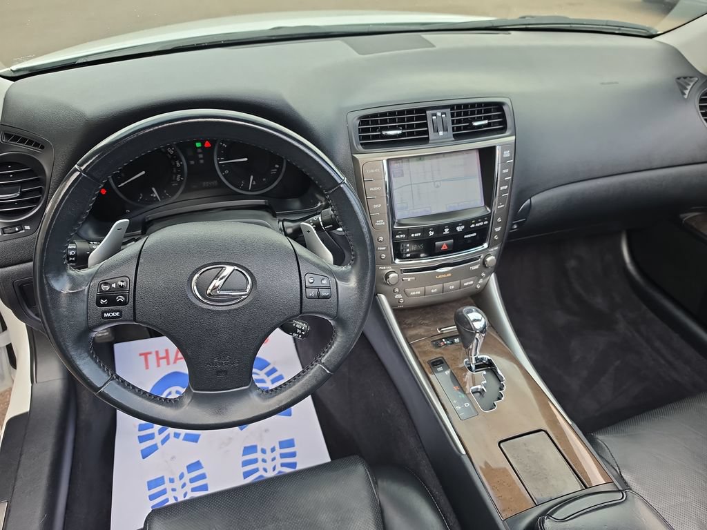 Used 2010 Lexus IS 350C w/ Luxury Pkg RWD image 12