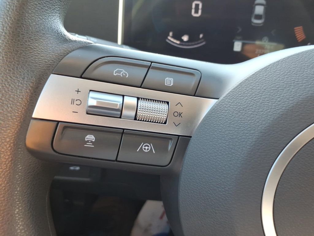 Used 2025 Hyundai Sonata SE FWD image 18