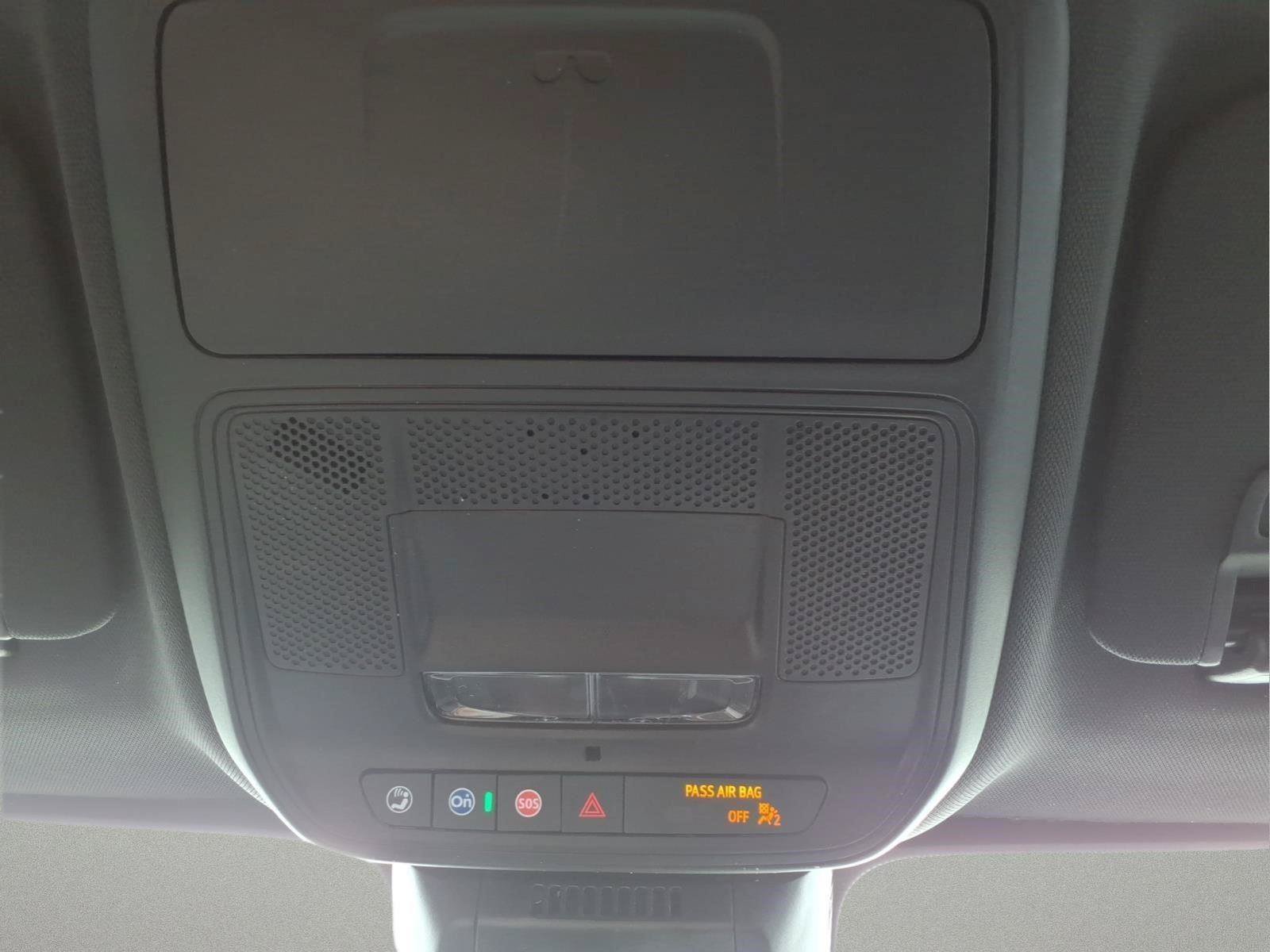 New 2026 Chevrolet Equinox LT w/ Convenience Package II FWD image 25