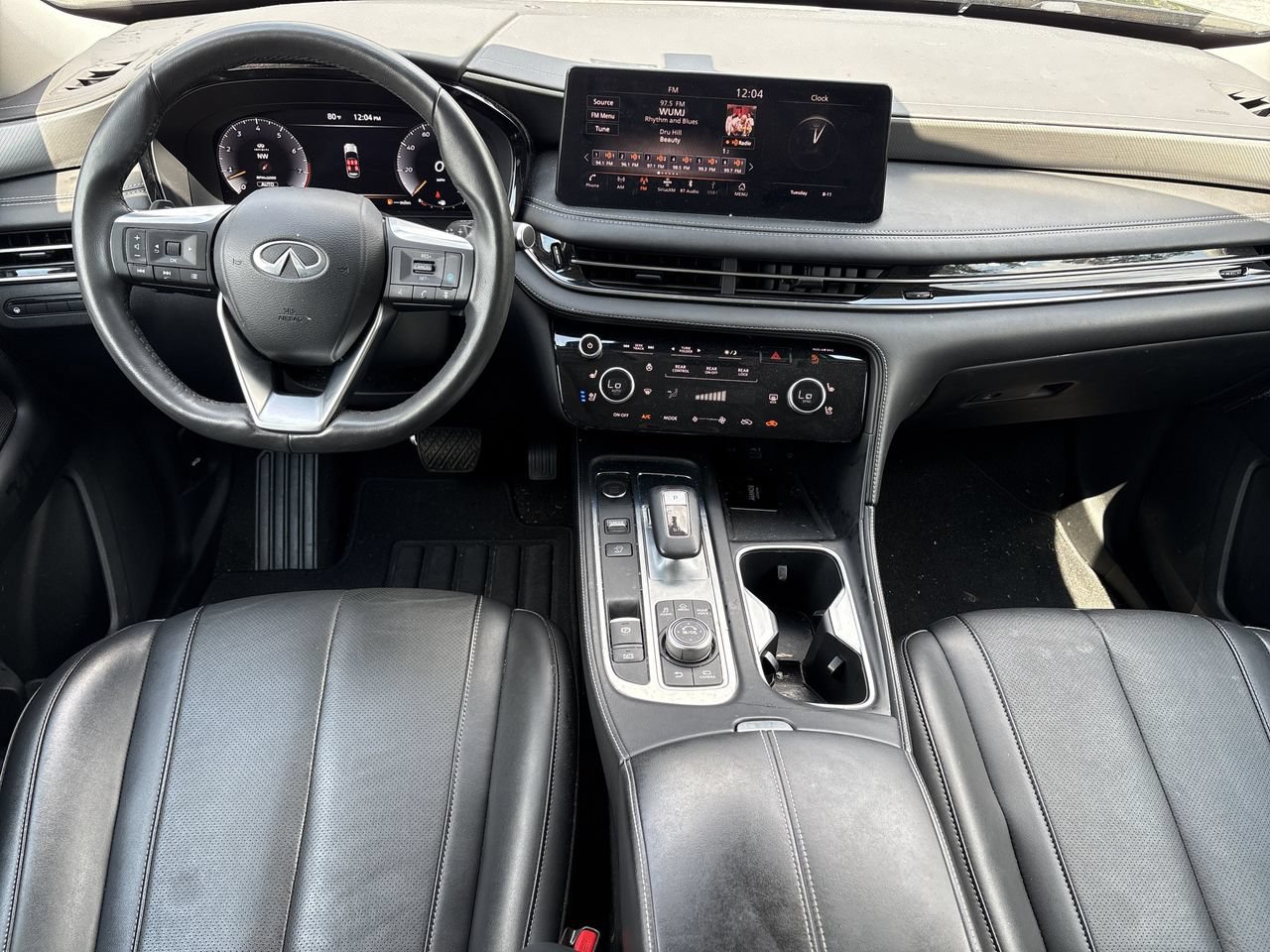 Used 2023 INFINITI QX60 Luxe w/ Cargo Package AWD/4WD image 2