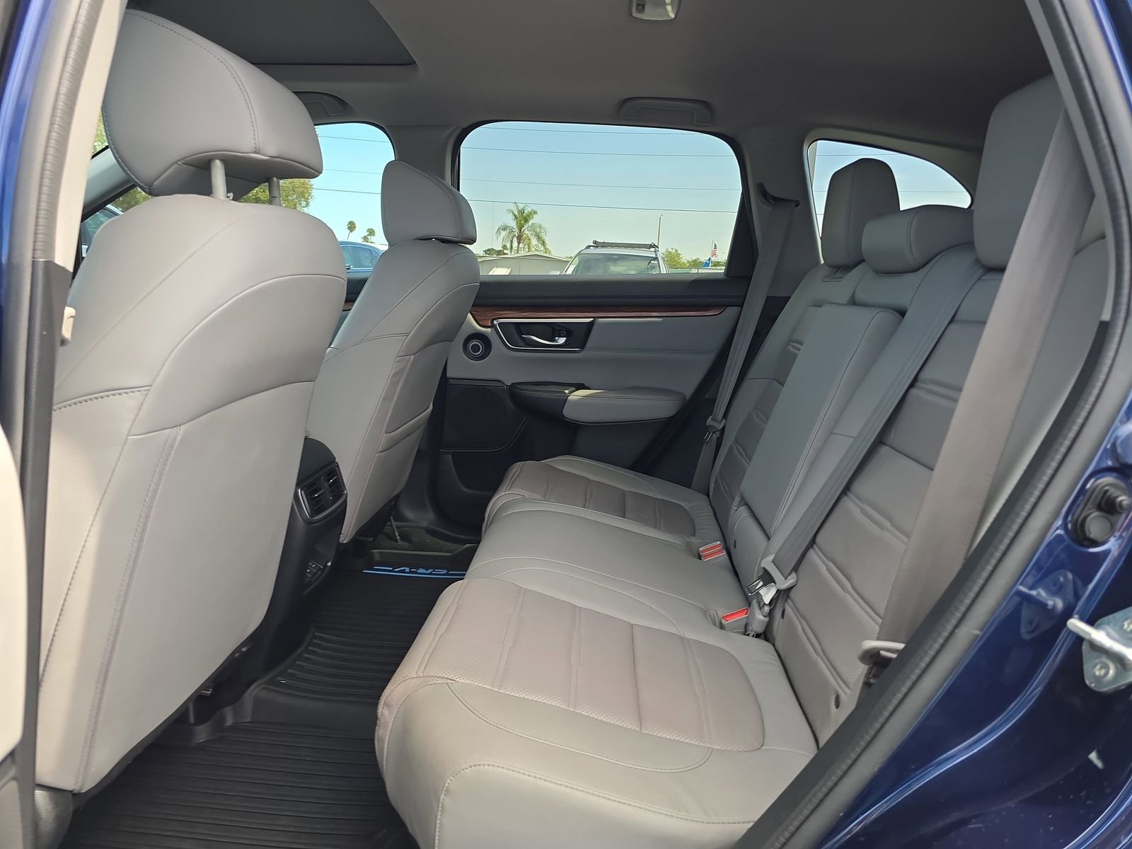 Used 2022 Honda CR-V Touring image 13