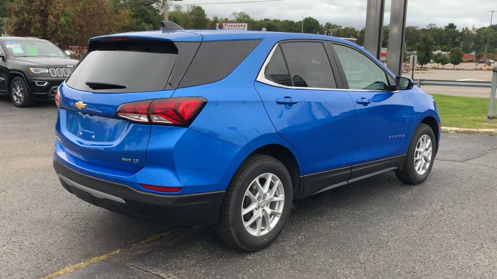 Certified 2024 Chevrolet Equinox LT AWD/4WD image 8