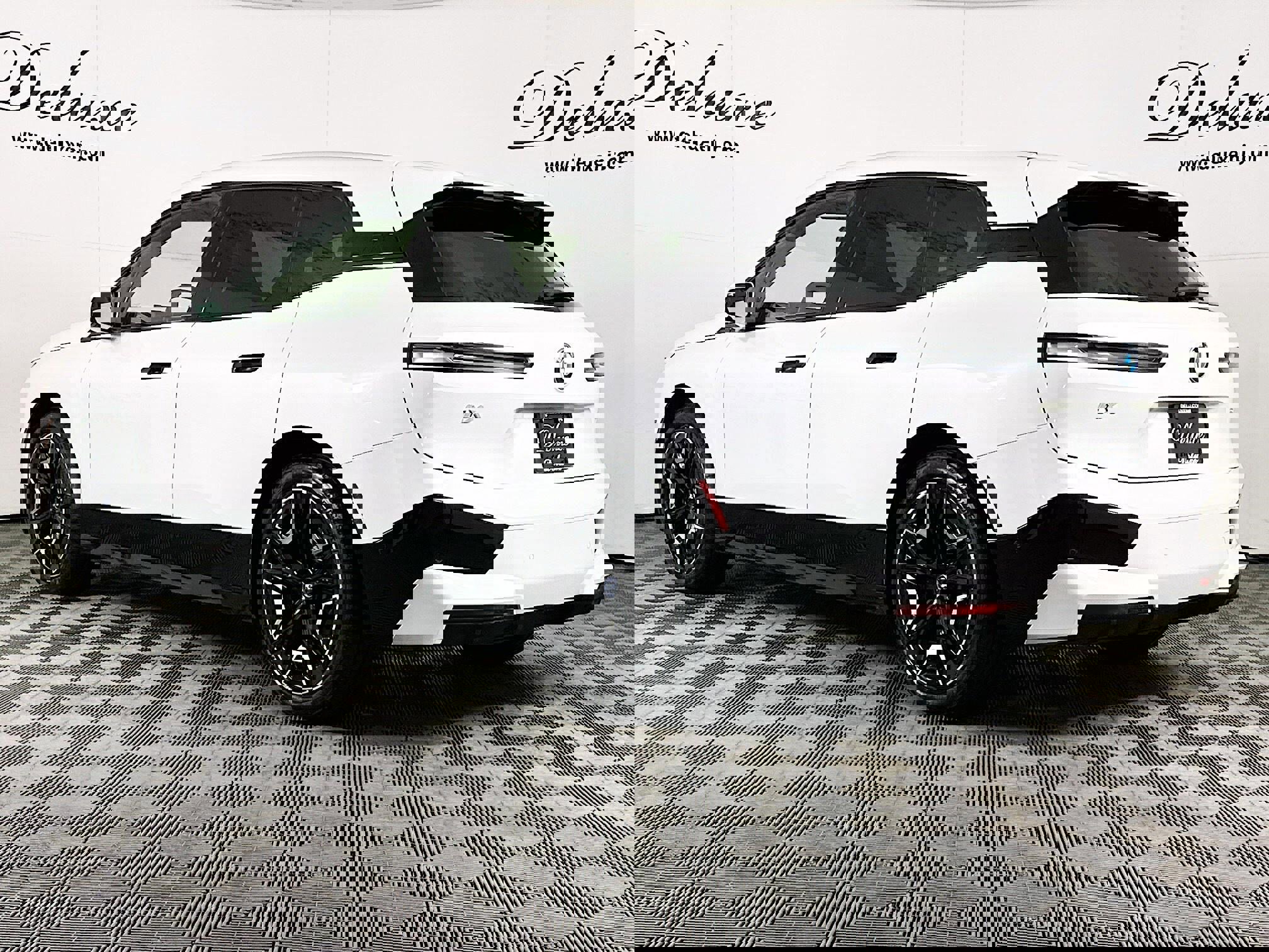 Used 2022 BMW iX xDrive50 w/ Premium Package image 4