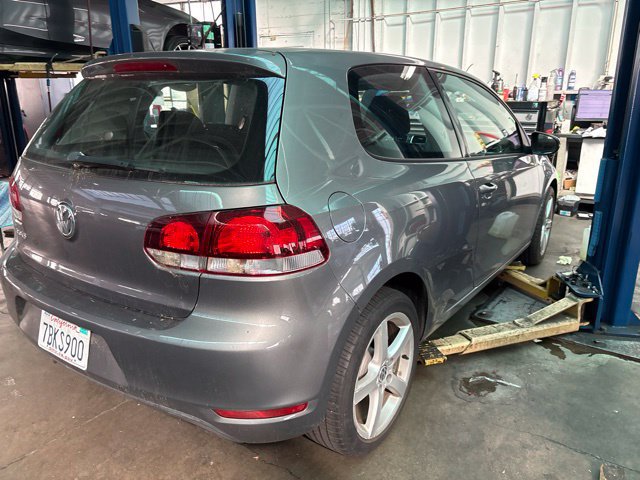 Used 2013 Volkswagen Golf 2-Door FWD image 3