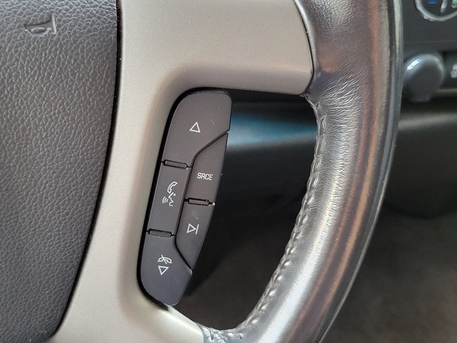 Used 2013 GMC Sierra 3500 SLE w/ SLE Preferred Package AWD/4WD image 18