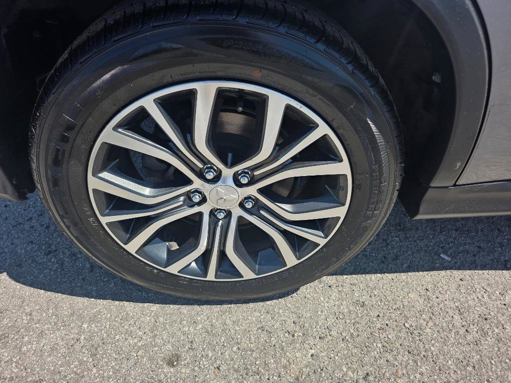 Used 2019 Mitsubishi Outlander Sport SE FWD image 19