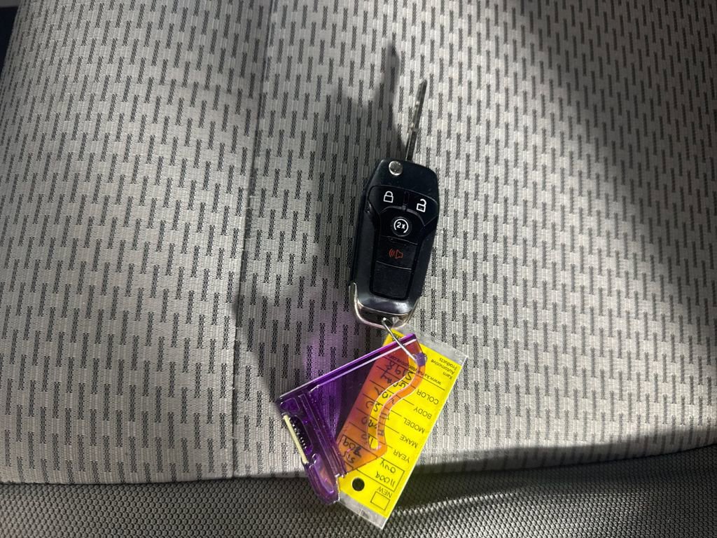 Used 2016 Ford F150 XLT w/ Equipment Group 302A Luxury image 39