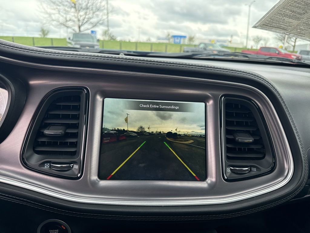 Used 2022 Dodge Challenger SXT w/ Plus Package image 20