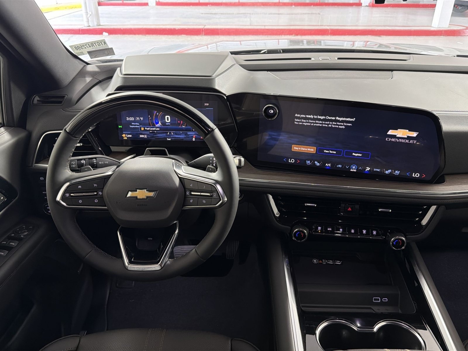 New 2026 Chevrolet Suburban High Country AWD/4WD image 16