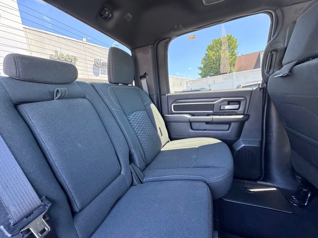 Certified 2025 RAM 2500 Big Horn AWD/4WD image 24