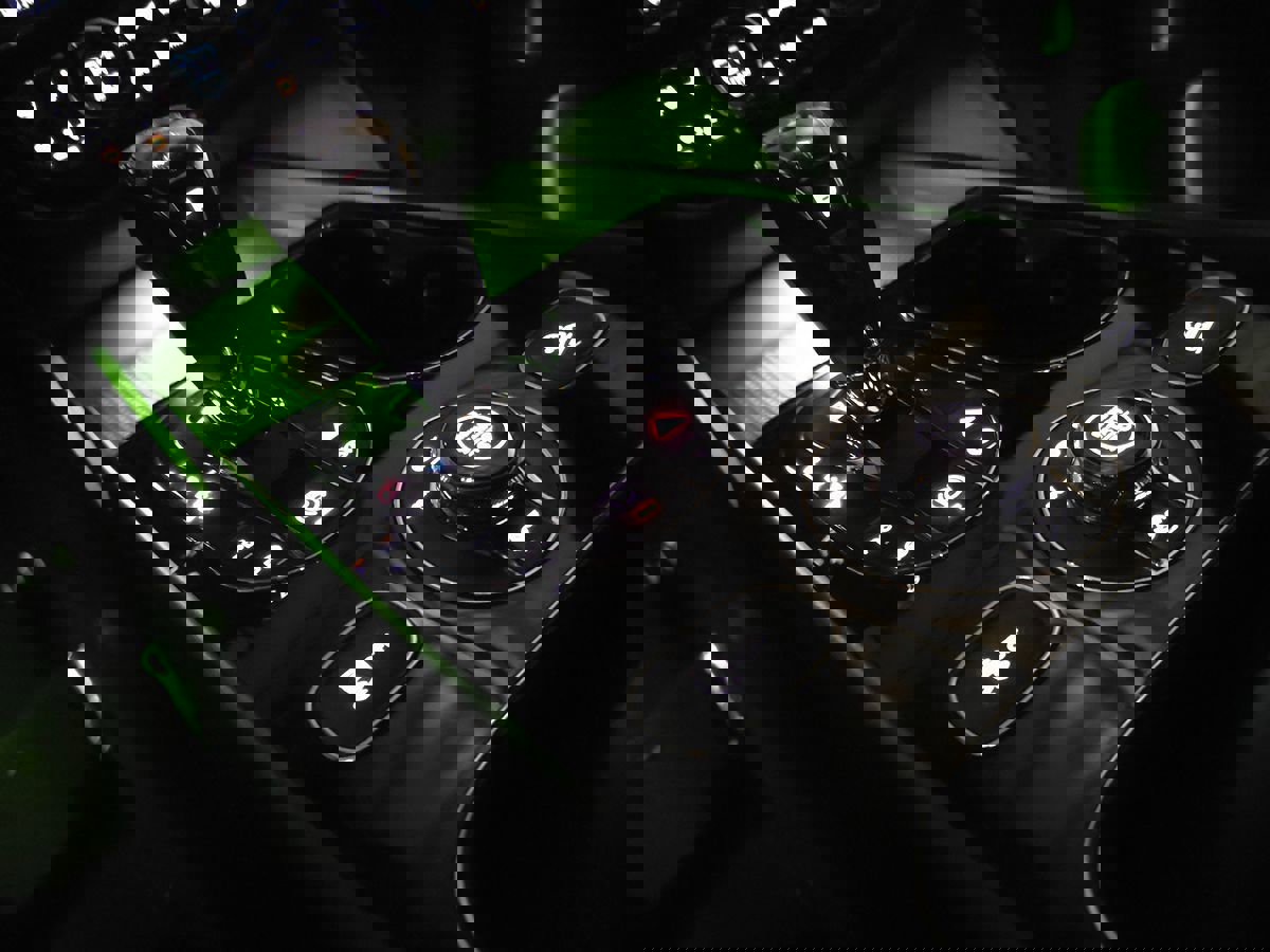 Used 2020 Bentley Bentayga Design Series image 63