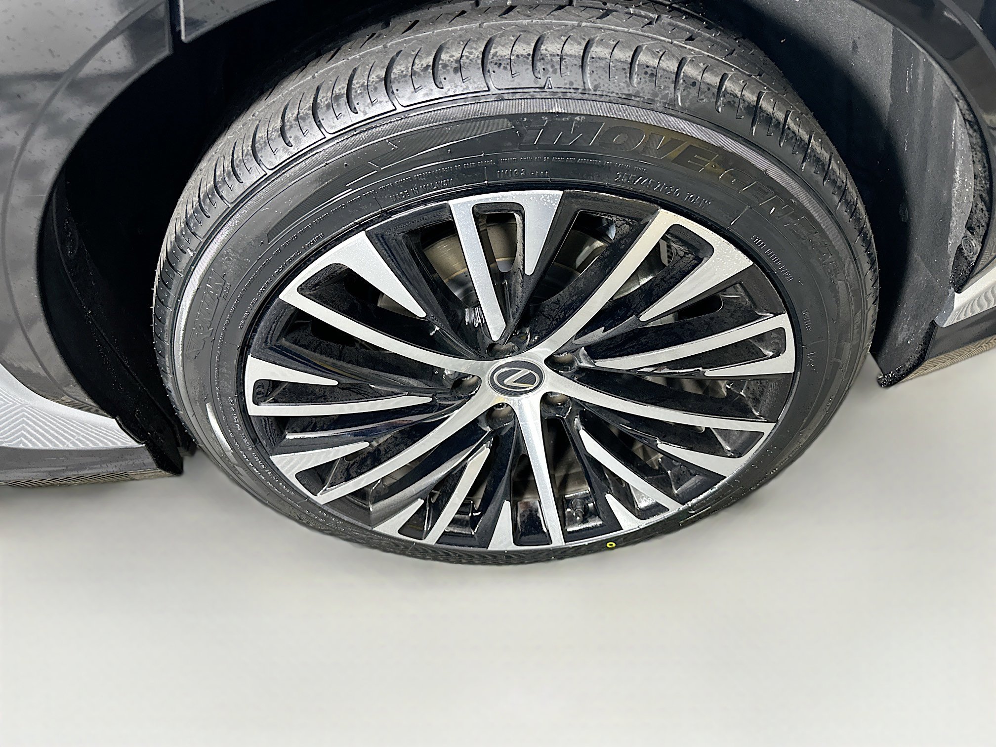 Used 2023 Lexus RZ 450e Premium w/ Technology Package AWD/4WD image 11