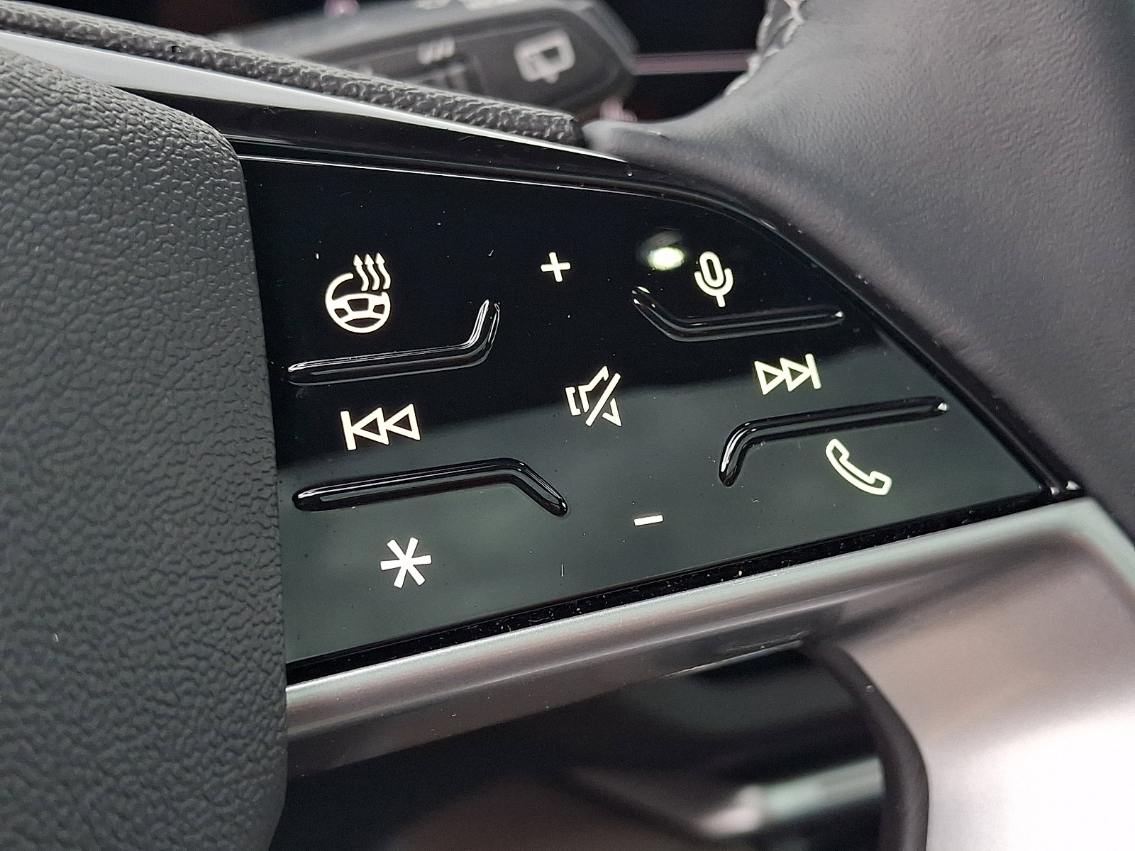 Certified 2025 Audi Q5 Premium Plus w/ Premium Plus image 23