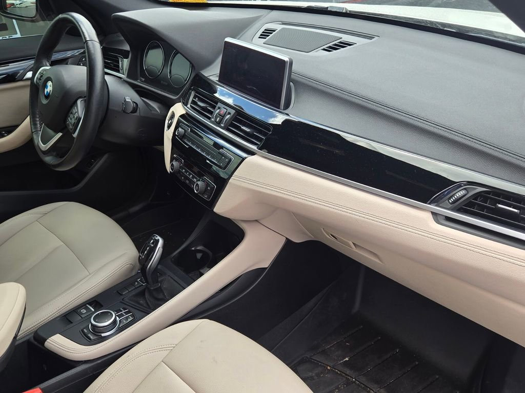 Used 2020 BMW X1 sDrive28i w/ Convenience Package image 8