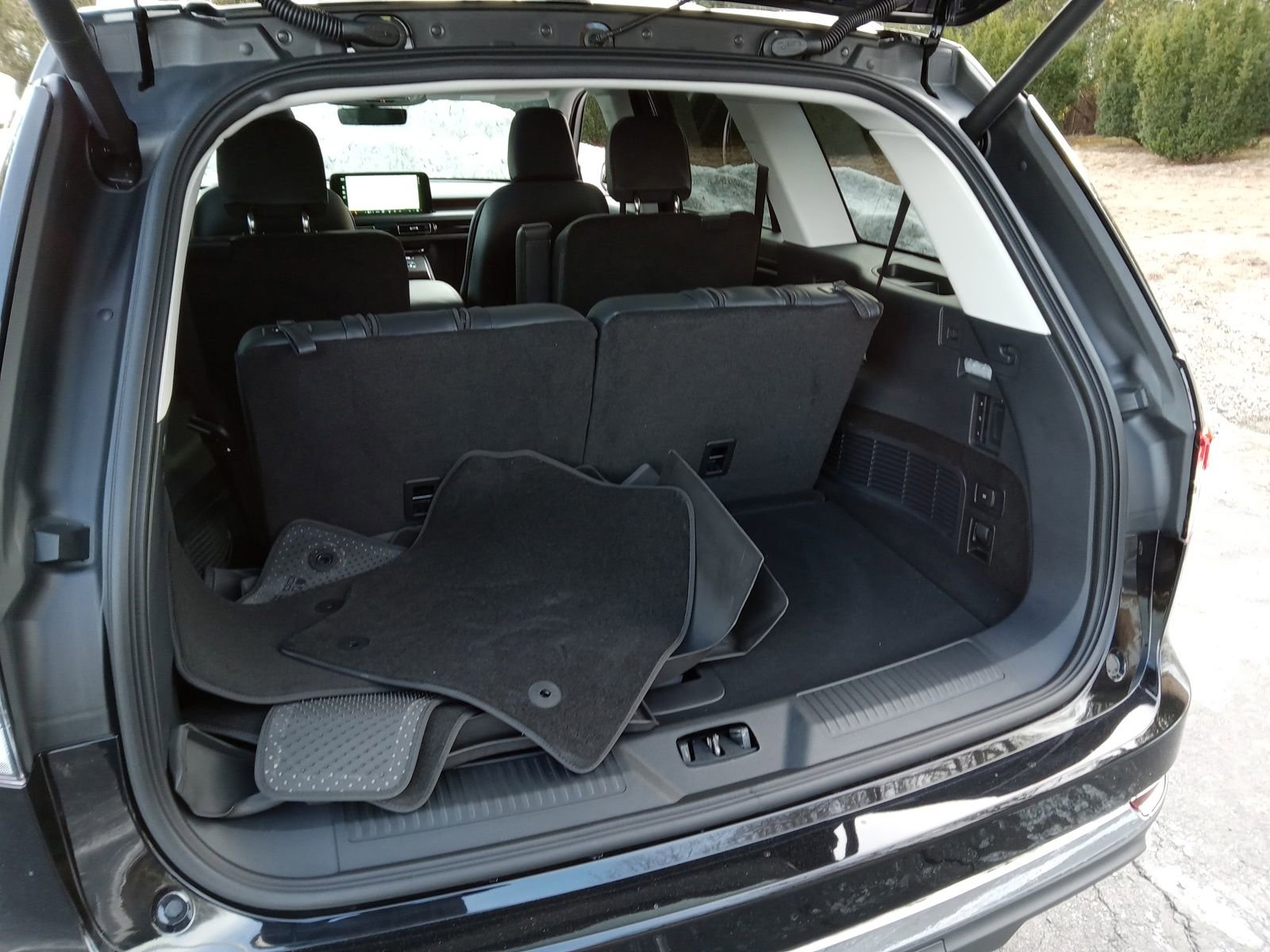 Used 2025 Lincoln Aviator Reserve image 27