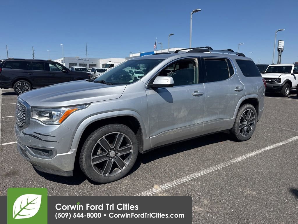 Used 2018 GMC Acadia Denali w/ Technology Package AWD/4WD image 4