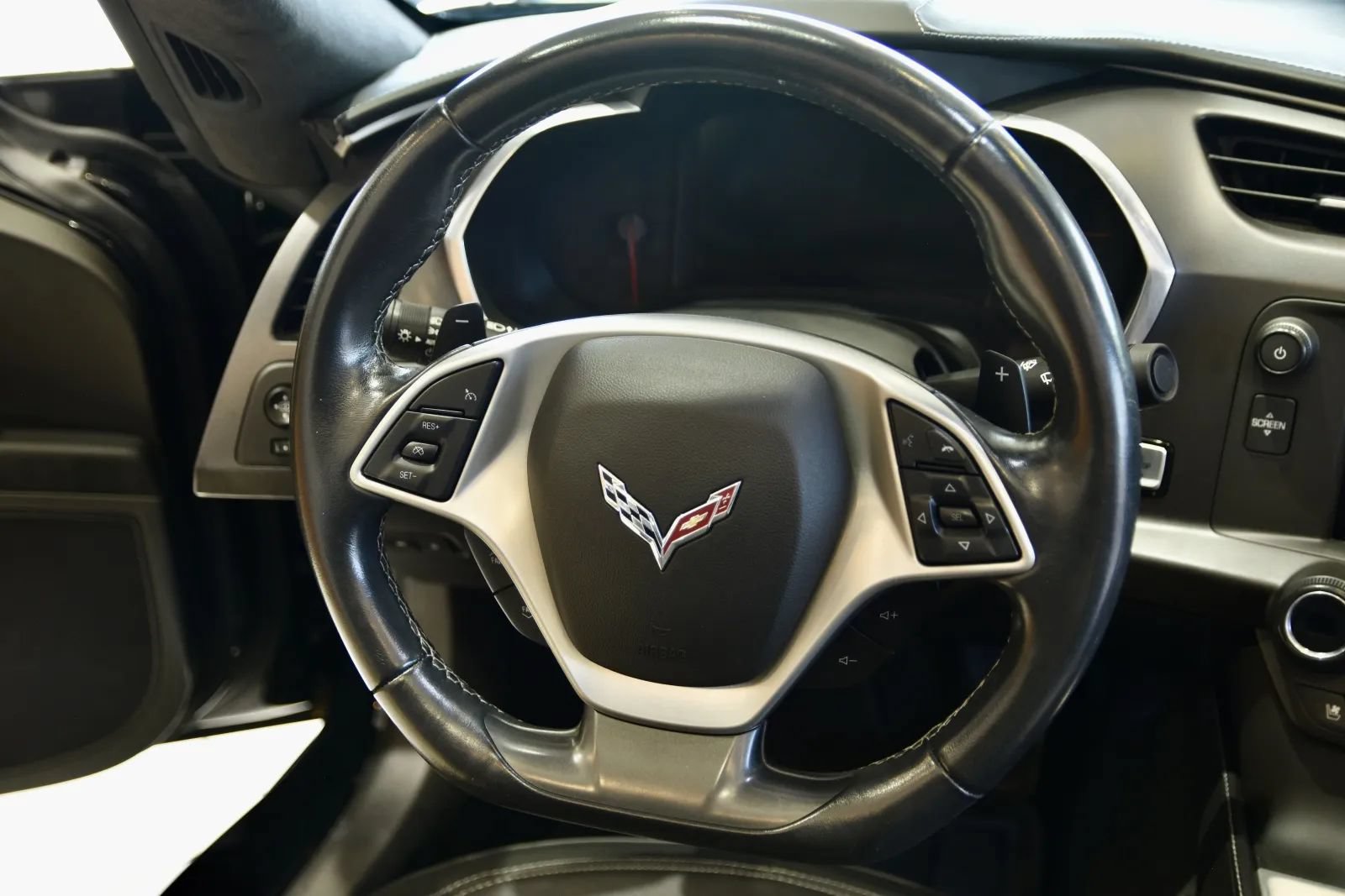 Used 2018 Chevrolet Corvette Stingray Convertible w/ 3LT Preferred Equipment Group RWD image 24