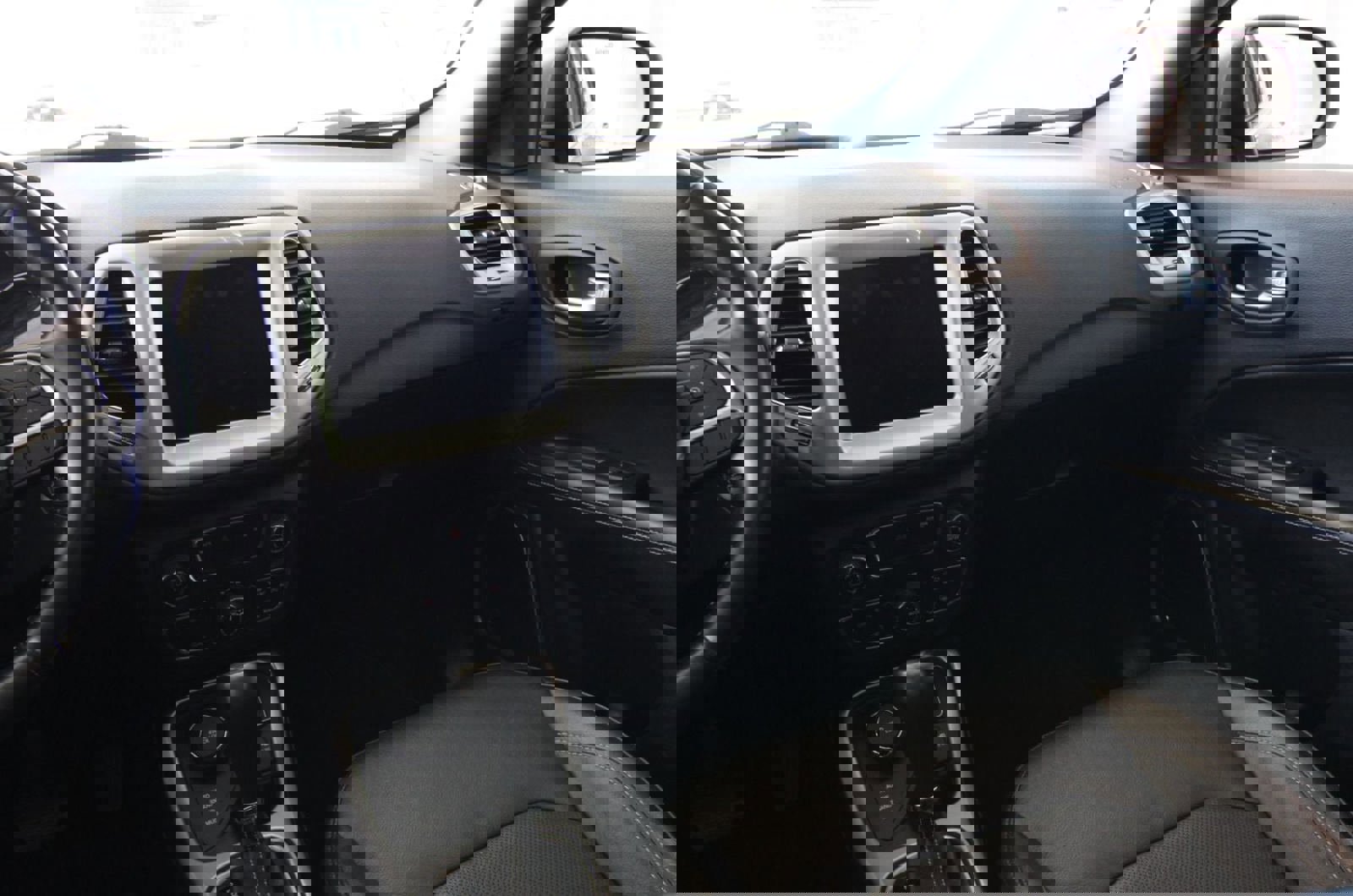 Used 2021 Jeep Compass 80th Special Edition w/ Sun and Sound Group AWD/4WD image 26