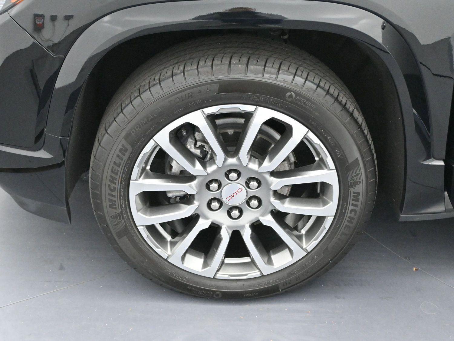 Used 2023 GMC Acadia Denali w/ LPO, Floor Liner Package image 34