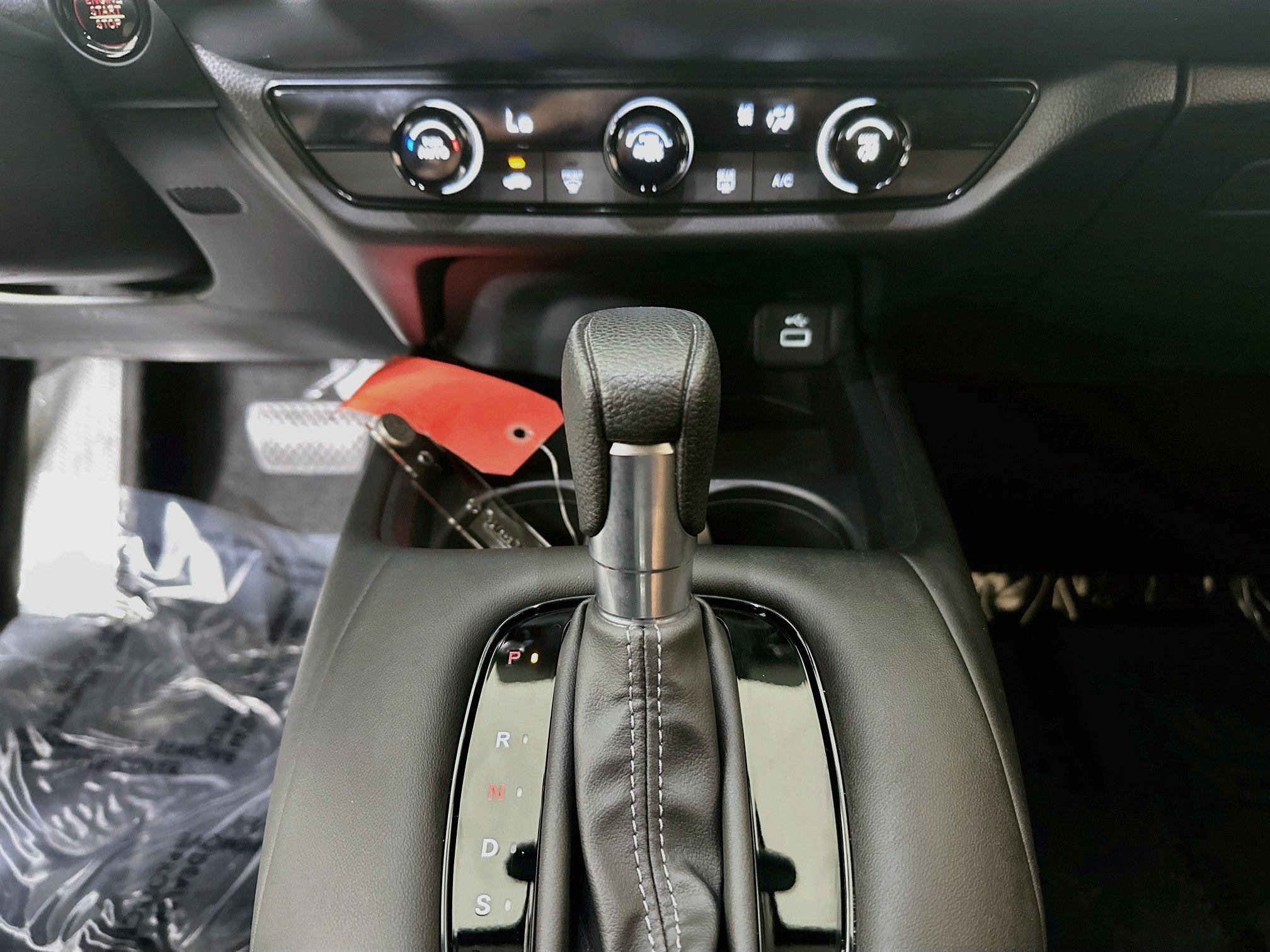 Used 2024 Honda HR-V LX image 23