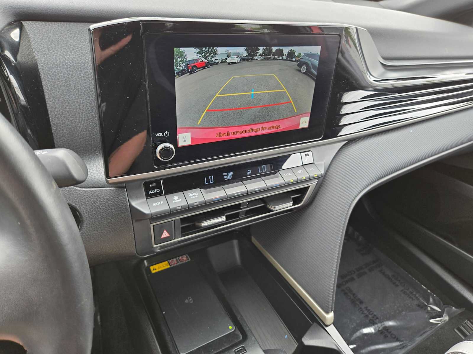 Certified 2025 Toyota Camry SE FWD image 30