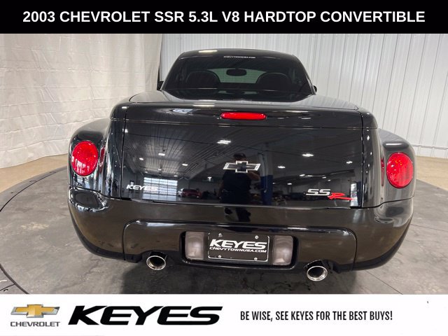 Used 2003 Chevrolet SSR w/ Preferred Equipment Group RWD image 7