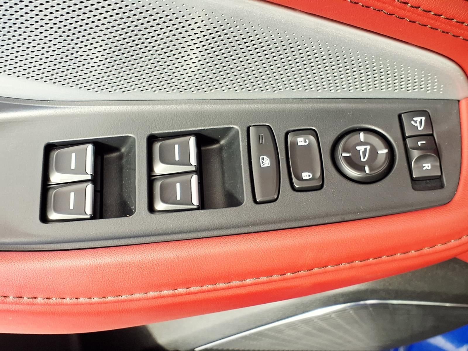 Used 2025 Acura MDX A-Spec image 16