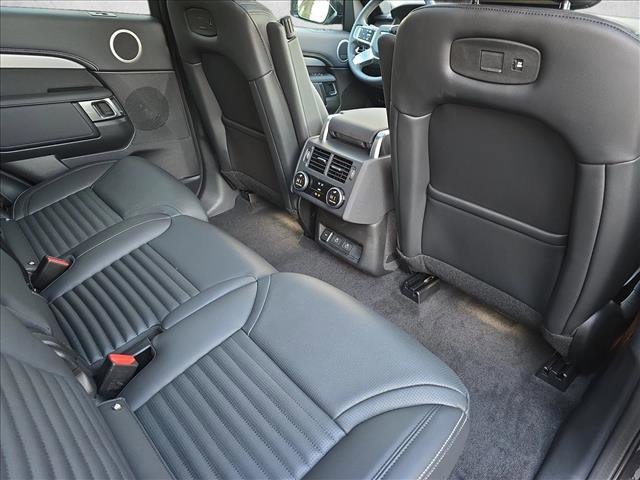 New 2026 Land Rover Discovery Limited Edition AWD/4WD image 11
