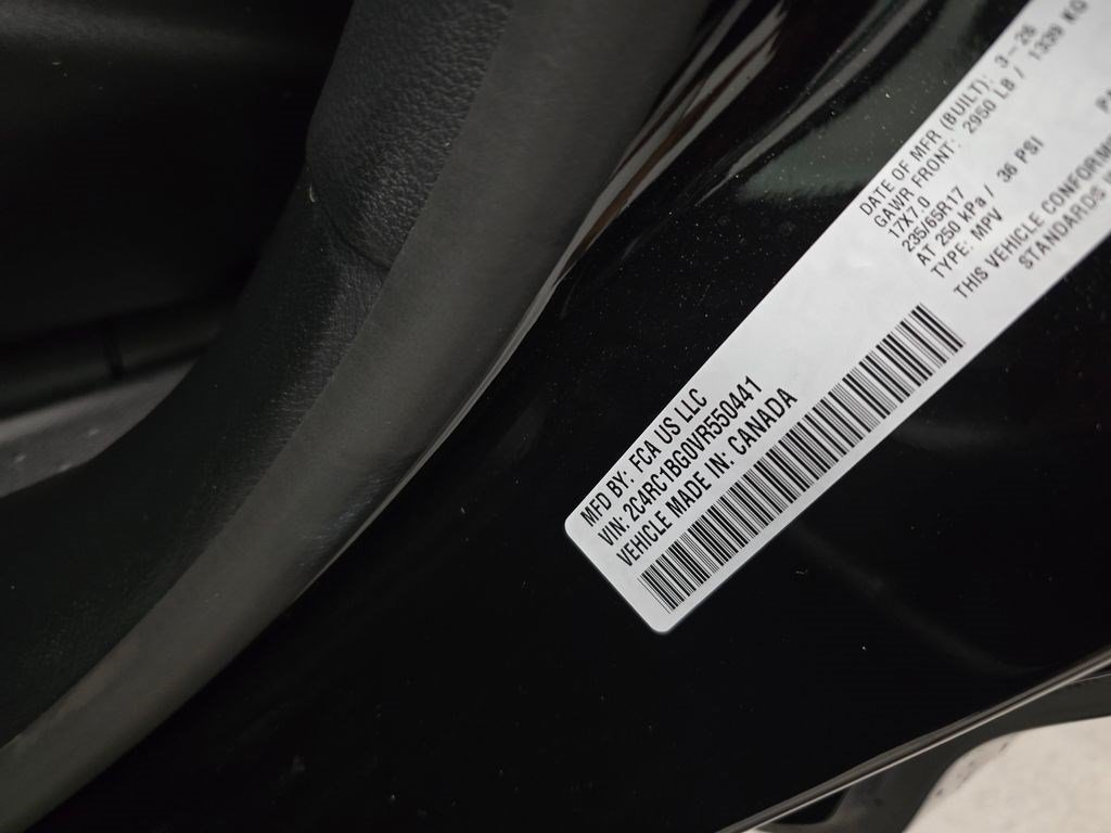 New 2027 Chrysler Pacifica Select FWD image 13