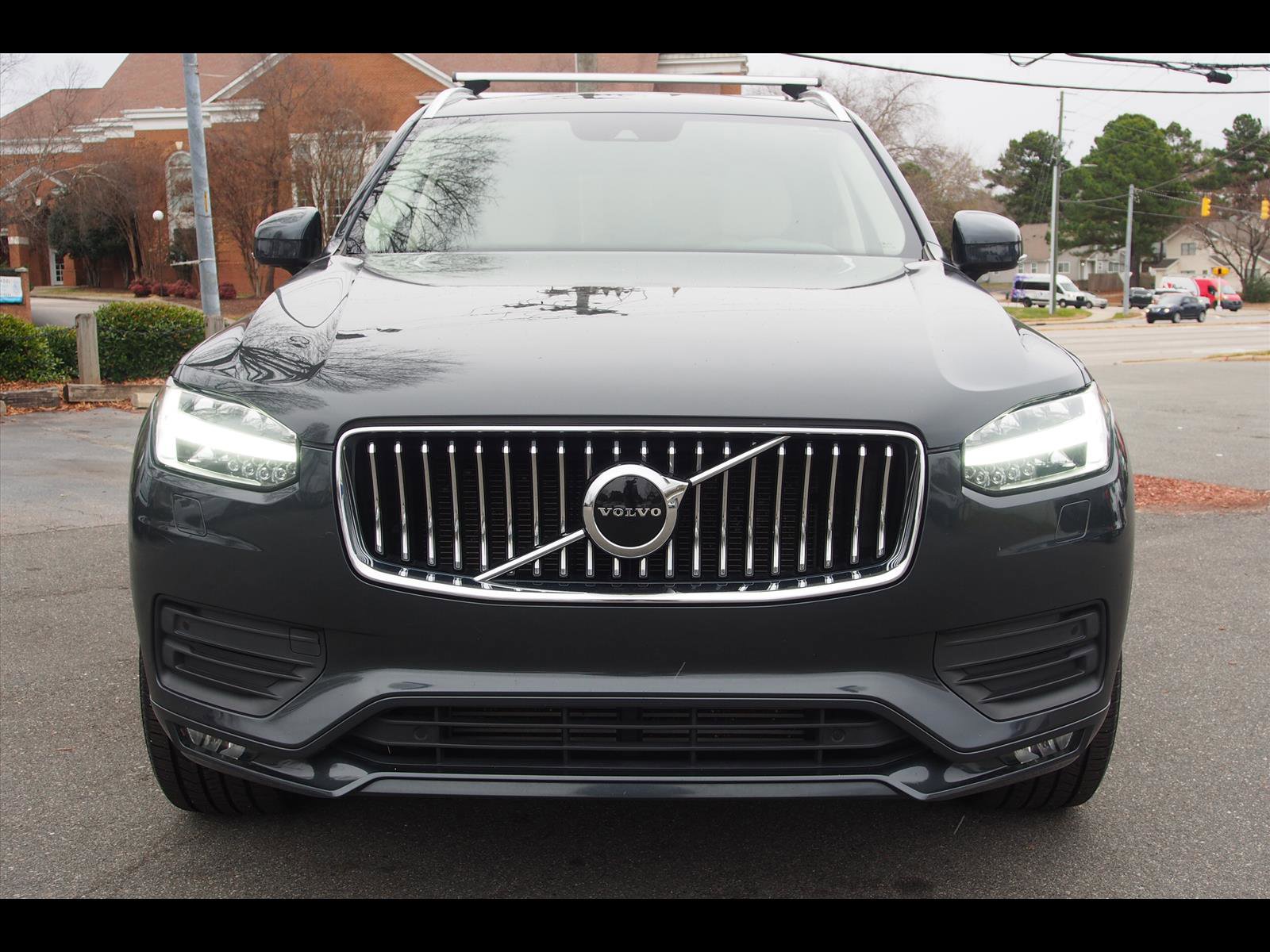Used 2021 Volvo XC90 T5 Momentum w/ Climate Package image 8