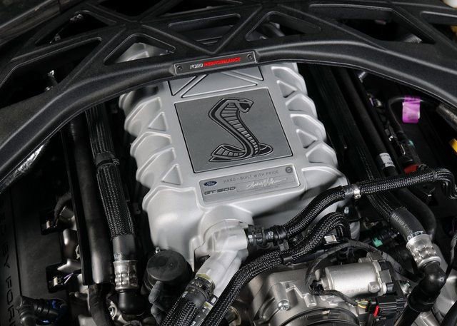 Used 2022 Ford Mustang Shelby GT500 w/ Technology Package image 38